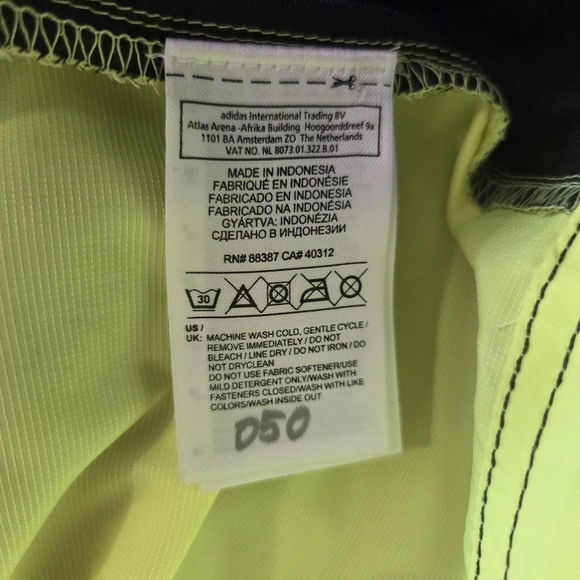 Adidas Bright Yellow  Windbreaker with Black Details Size XL - Picture 10 of 11